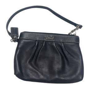 VINTAGE COACH BLACK PLEATED LEATHER WRISTLET POUCH BAG COIN PURSE